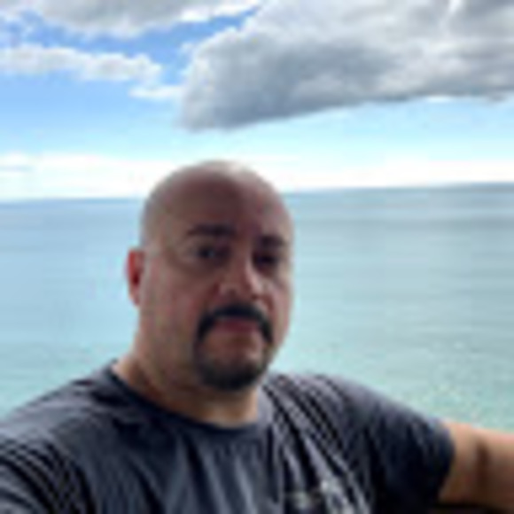 Meet your Posher, Ismael - Picture 1 of 1